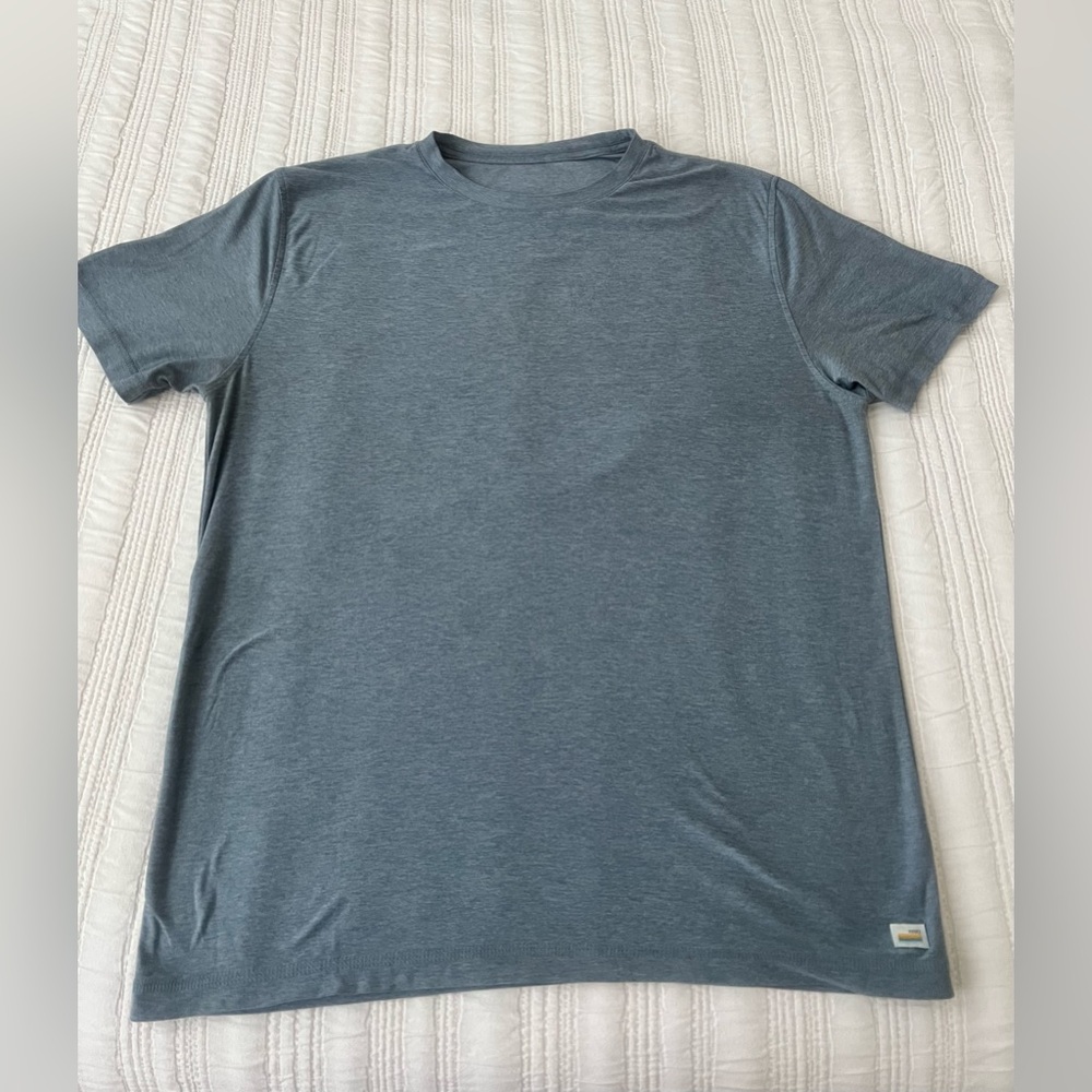 Vuori Men's Strato Tech Tee- Chambray Heather - Picture 5 of 7